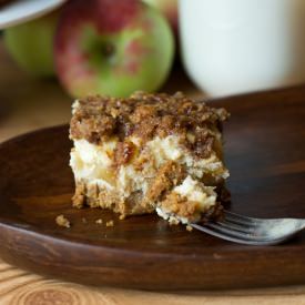 Caramel Apple Streusel Cheesecake