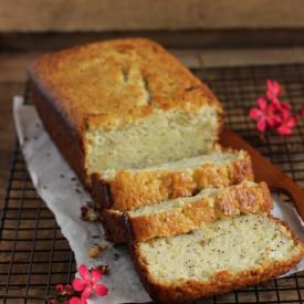 Lemon Yoghurt n Poppyseed Cake