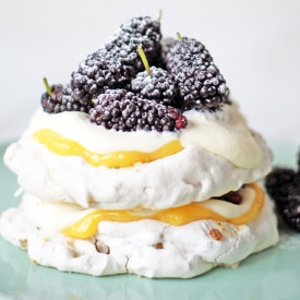 Pistachio Pavlova