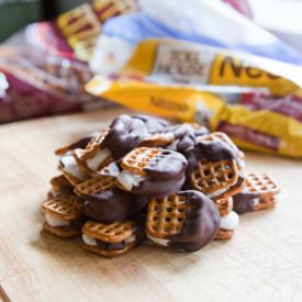 S’mores Pretzel Bites