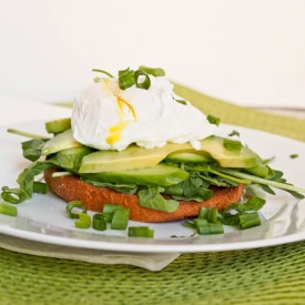 Bagels with Poached Eggs