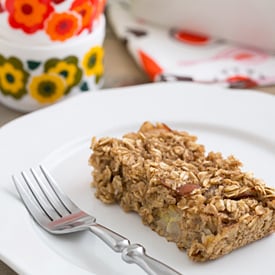 Spiced Pear Baked Oatmeal