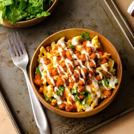 Buffalo Chickpea Mac n Cheese
