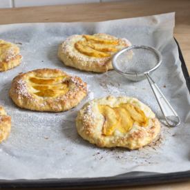 Peach Cream Cheese Tartlets