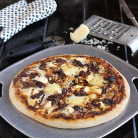 Short Rib, Brie and Ricotta Pizza