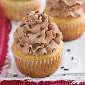 Banana Cupcakes Nutella Frosting