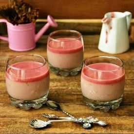 Strawberry Yoghurt Pudding