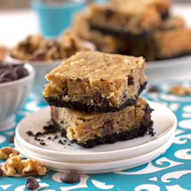 Oreo Crusted Walnut-Banana Blondie