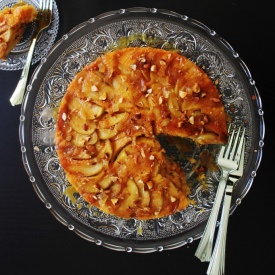 Golden Apple Ginger Cake