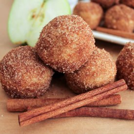 Baked Apple Cinnamon Doughnut Holes