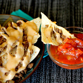 Beef and Sriracha Cheese Nachos