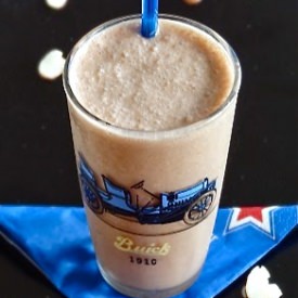 Banana Almond Biscoff Smoothie