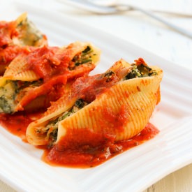 Spinach and Ricotta Stuffed Shells