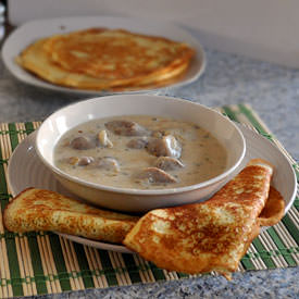 Belarusian Machanka with Crepes