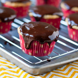 Banana Cupcakes & Nutella Ganache