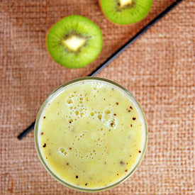 Melon and Kiwi Smoothie