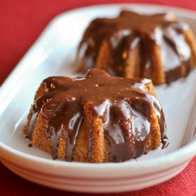PB Cup Surprise Bundtlettes