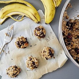 Banana Oatmeal Bites