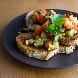 Garlic Toast with Veggies