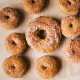 Baked Pumpkin Cinnamon Sugar Donuts