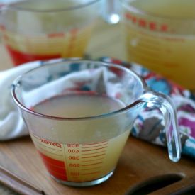 {Slow Cooker} Basic Chicken Stock