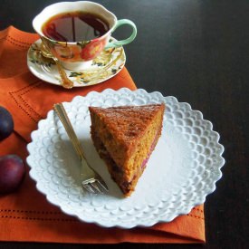 Honey and Cinnamon Plum Cake