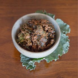 Cheesy Vegan Kale Chips