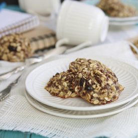 Oatmeal Raisin Quinoa Cookies