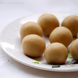 Wheat Flour Laddu