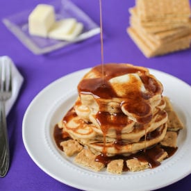 Graham Cracker Pancakes