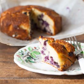 Soft Cake with Blueberries