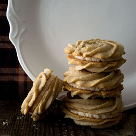Cinnamon Apple Sandwich Cookies