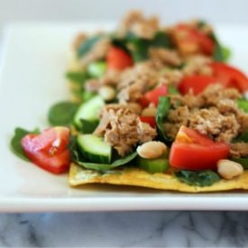 Tuna and White Bean Salad Pizza
