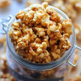 Sriracha Caramel Corn