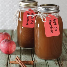 Homemade Apple Pie Moonshine