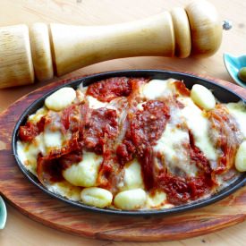 Pancetta Mozzarella and Tomato Bake