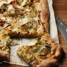 Potato and Thyme Pizza
