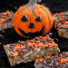 Halloween Peanut Butter Bars
