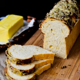 Cheesy Pesto Crusted Loaf