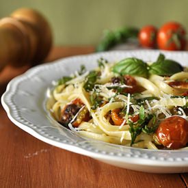 Pasta with Roasted Cherry Tomatoes