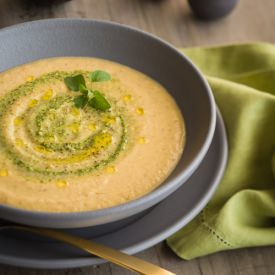 Roasted Cauliflower and Garlic Soup