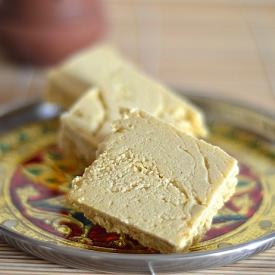 Kaju Besan Burfi