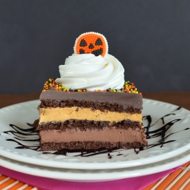 Pumpkin Fudge Eclair Cake