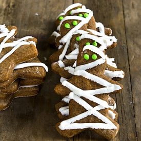 GF Gingerbread Mummy Men