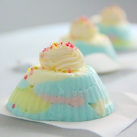 Rainbow-Coloured Mousse