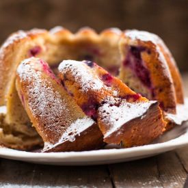 Raspberry Limoncello Cake