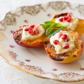 Grilled Peaches with Mascarpone
