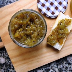 Kiwi, Apple and Cinnamon Jam
