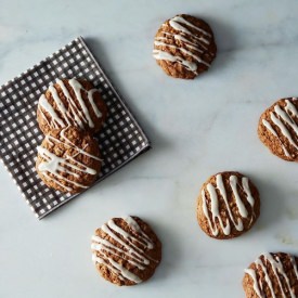 Maple & Brown Sugar Oatmeal Cookies