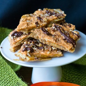 Pumpkin Spice Saltine Toffee